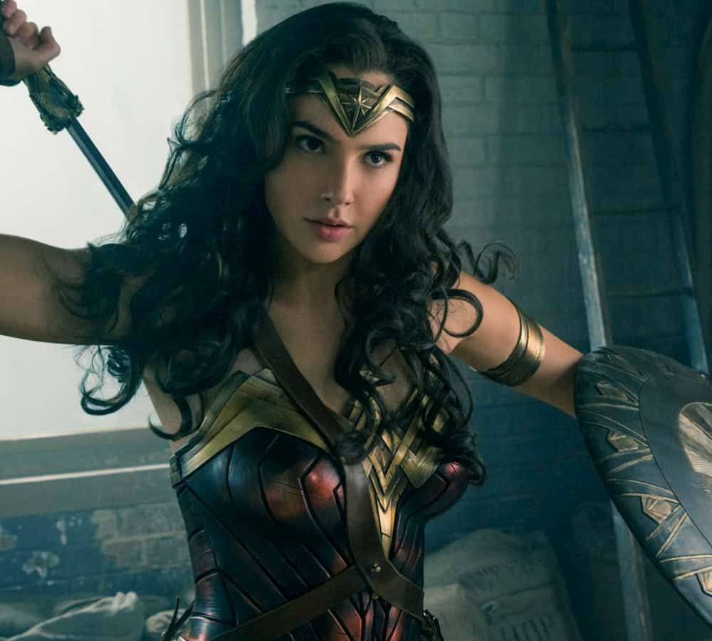 What is best gal gadot wonder woman costume? wonder woman gal gadot costume, gal gadot dress, gal gadot outfits, wonder woman outfits, wonder woman outfits for sale, gal gadot feet