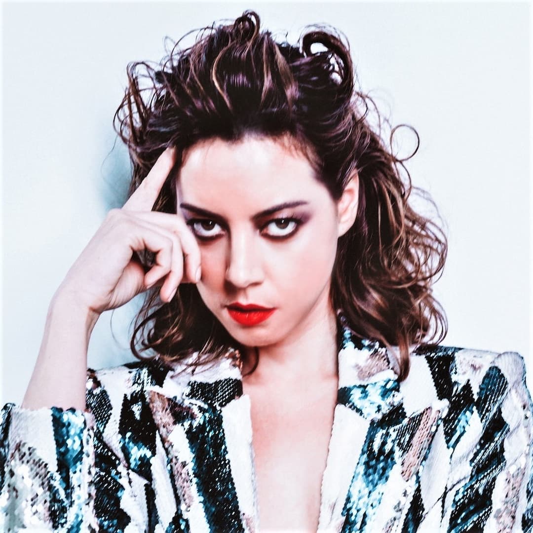 American Celebrities, Cancer Actresses, Cancer Celebrities, Hottest American Celebrities, Hottest American Girls, Hottest American Women, most beautiful American Celebrities, Zodiac Actresses, Zodiac Celebrities, Aubrey Plaza Height, Aubrey Plaza Weight, Aubrey Plaza Age, Aubrey Plaza Measurements
